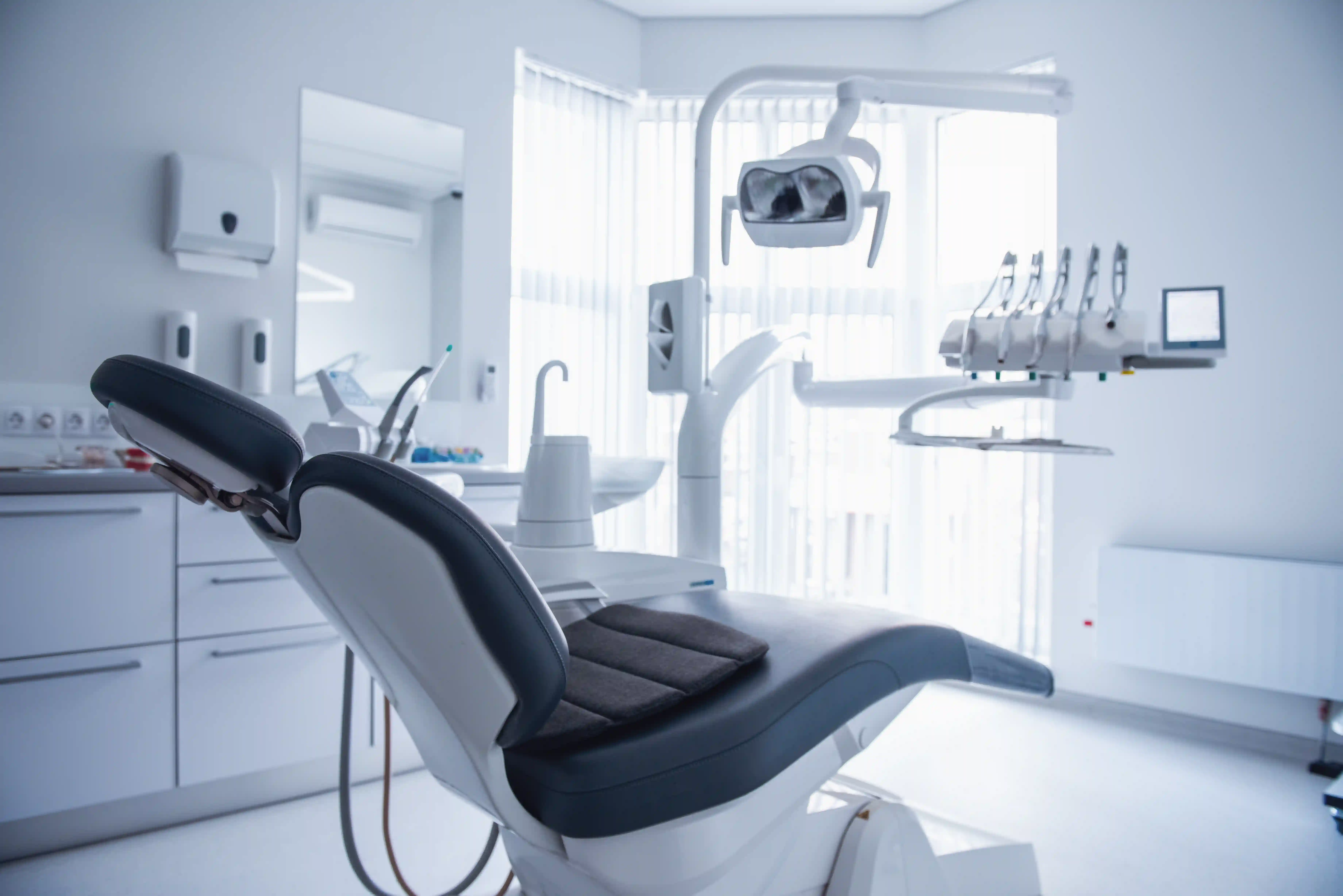 İstanbul diş klinikleri web sitesi araştırması — 1.178 klinik üzerinde tarama sonuçları